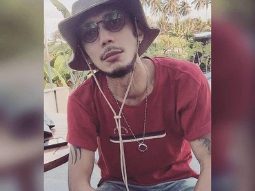 Istri Bantah Isu Norman Kamaru Ingin Eksis Lagi di Dunia Hiburan