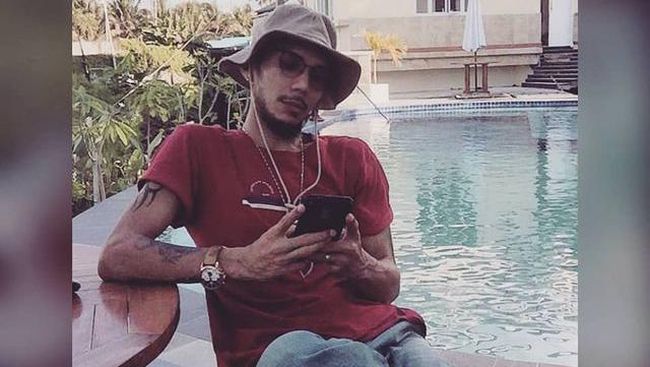 Keluar dari Kepolisian, Ini Profesi Terbaru Norman Kamaru Polisi Dulu Viral Joget Chaiyya Chaiyya