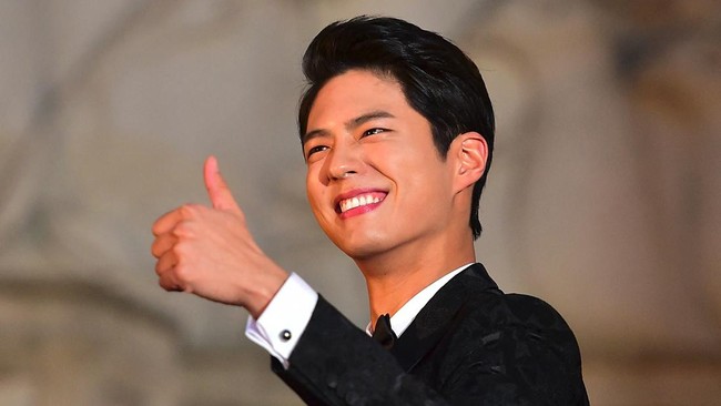 Setelah keluar Blossom Entertainment, Park Bo-gum dikonfirmasi gabung The Black Label yang menaungi Zion-T hingga Taeyang BIGBANG.