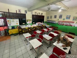 Daerah Lain Langsung Setop PTM di Kala Anies Tunggu Restu Luhut