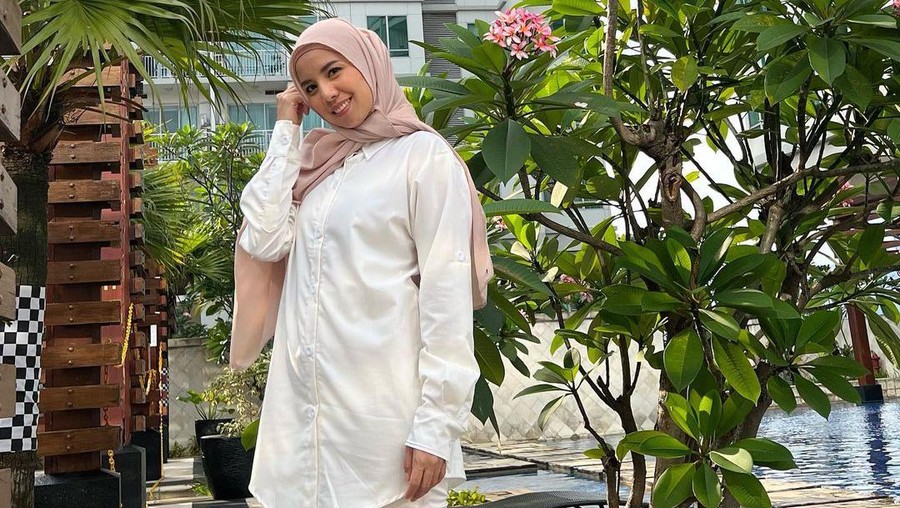 Tya Ariestya Ungkap Detik-detik Dapat Hidayah untuk Berhijab