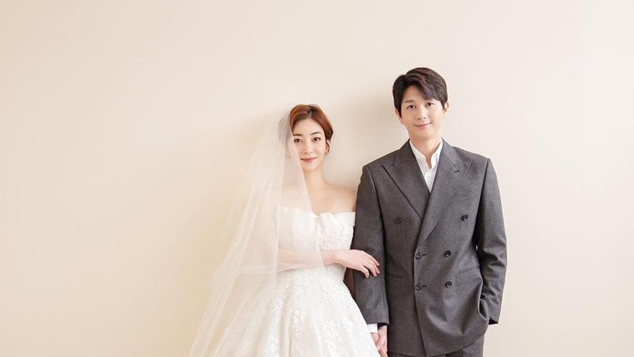 Fakta Menarik Pasangan Aktris Wang Ji Won dan Ballerino Park Jong Suk yang Akan Segera Menikah