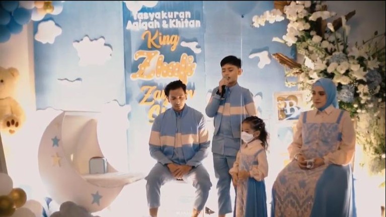 Akikah & Khitan Baby Zhafi Anak Fairuz A Rafiq & Sonny Septian Akikah & Khitan Baby Zhafi Anak Fairuz A Rafiq & Sonny Septian