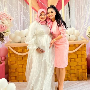 Karyawan Kena COVID-19, Atta-Aurel Minta KD Jadi Babysitter Sementara