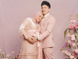 Aurel Hermansyah Melahirkan, Dihadiahi 2 Stroller Mahal Seharga Rp 140 Juta