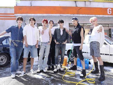 BTS Ungkap Rasa Canggung Ketika ARMY Dilarang Bersorak Saat Konser