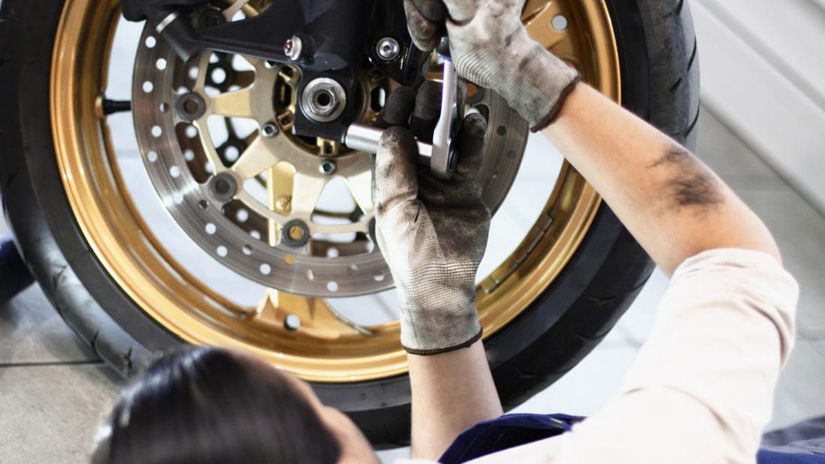 Kemenhub Dukung Rem Motor Pakai ABS Demi Keselamatan Berkendara