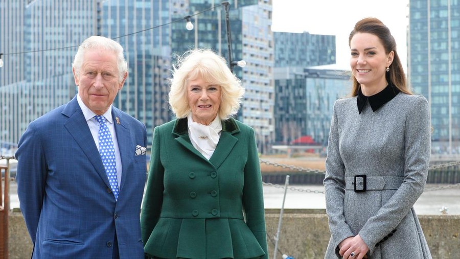 LONDON, ENGLAND - FEBRUARY 03: Catherine, Duchess of Cambridge is seen during a visit to  The Prince's Foundations Trinity Buoy Wharf, a training site for arts and culture on February 3, 2022 in London, England. (Photo by Nicky J Sims/Getty Images)