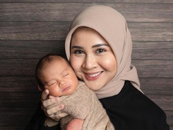 Bayi-bayi Selebriti Ikut Kena COVID-19