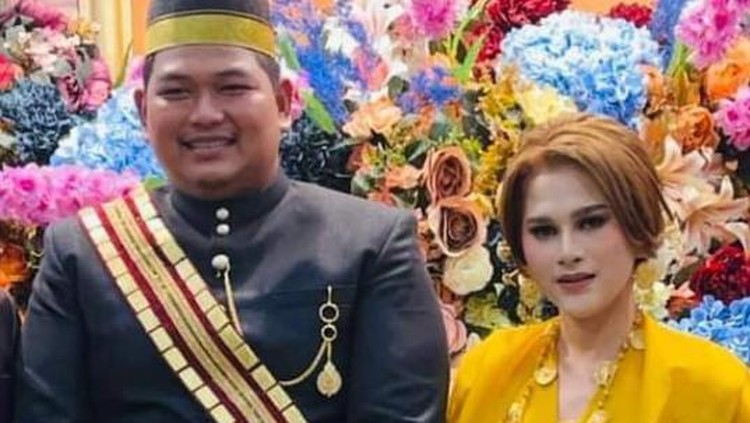 Lamaran dengan Uang Panai Rp500 Juta di Makassar Lamaran dengan Uang Panai Rp500 Juta di Makassar