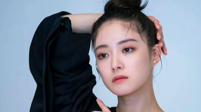 Lee Se-young sedang meninjau tawaran drama Korea baru berjudul Love According to the Law.