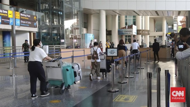 PT Angkasa Pura I menyiapkan alur bagi wisatawan asing yang masuk ke Indonesia lewat Bandara I Gusti Ngurah Rai Bali. Berikut alurnya.