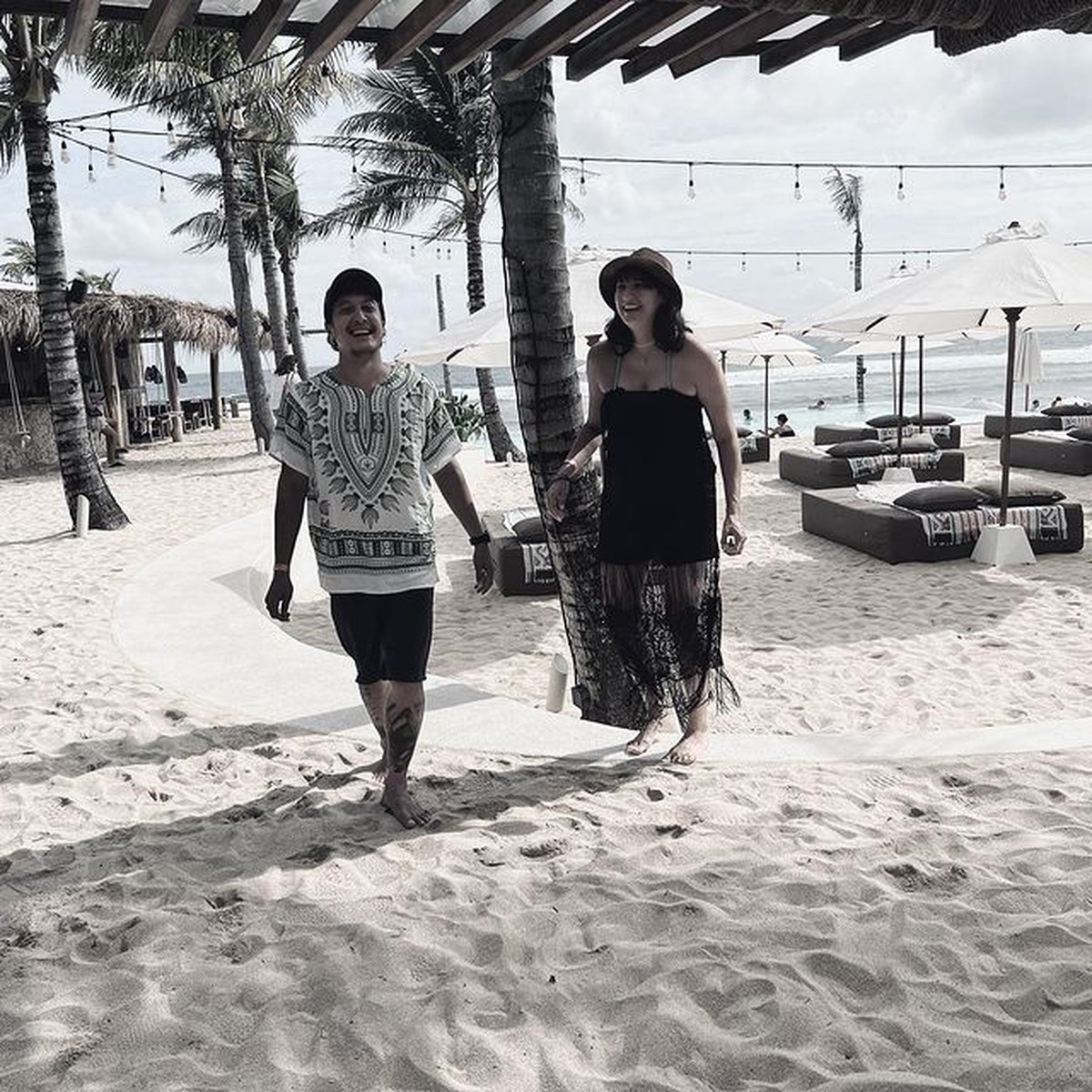Nadine Chandrawinata & Dimas Anggara