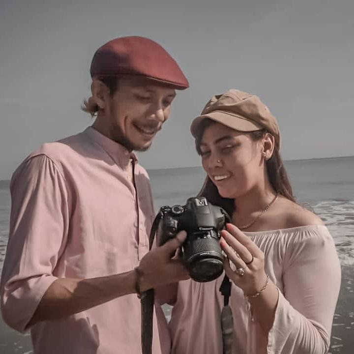 <p>Ketika menampilkan keharmonisan mereka, Norman dan Jhasmine terlihat seperti pasangan muda, ya? Kita doakan semoga mereka tetap langgeng, Bunda. (Foto: Instagram @onca_marthinus)</p>