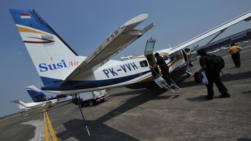 Susi Air meminta ganti rugi sebesar Rp8,9 miliar menyusul pengusiran pesawat dari hanggar Bandara Malinau, Kalimantan Utara.