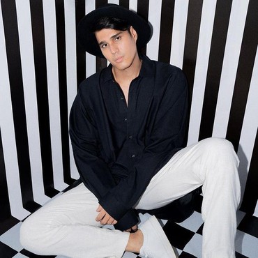 Profil dan Agama Mischa Chandrawinata yang Kini Dekat dengan Cut Syifa