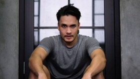 Randy Pangalila Mengaku Positif Omicron