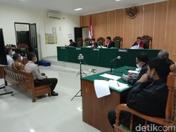 CCTV Kecelakaan Vanessa Angel Diputar di Sidang Tubagus Joddy