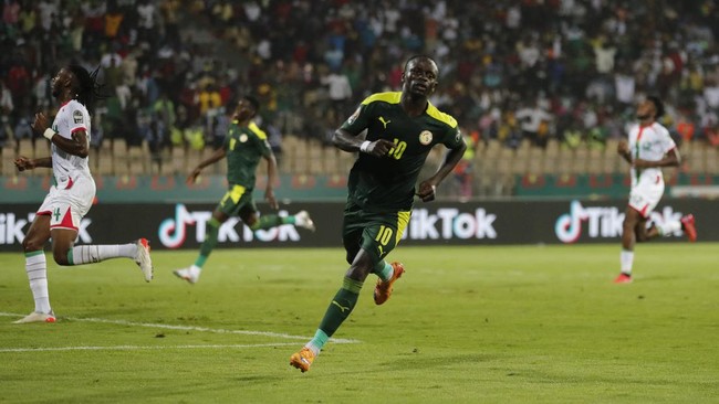 Senegal lolos ke final Piala Afrika 2021 setelah menang 3-1 atas Burkina Faso pada babak semifinal di Stadion Ahmadou Ahijo, Kamis (3/2) dini hari WIB.