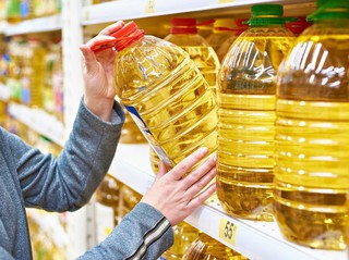 Sering Salah Beli Ukuran Minyak Goreng? Sesuaikan Dulu Sama Pola Masak di Rumah
