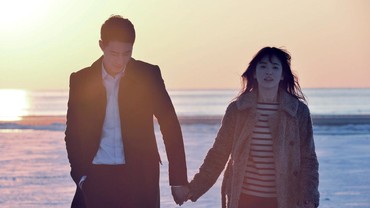 img-title Isu Pacaran, Intip Drakor Lawas yang Dibintangi Song Hye Kyo dan Jo In Sung