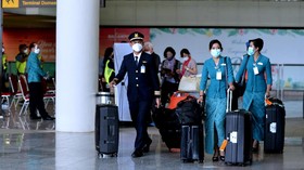 Rangkuman Covid: 2 Tahun Pandemi, Naik Pesawat Wajib Isi E-hac