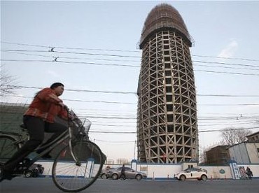 Termasuk Indonesia, Cerita di Balik Gedung Dunia Mirip Alat Vital Manusia