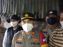Polisi Kembali Acak-acak Kampung Boncos Jakbar, Pemakai Narkoba Diciduk!