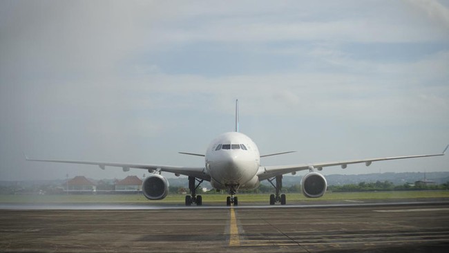 Garuda Indonesia dan Citilink menyiapkan setidaknya 1,2 juta kursi penerbangan untuk rute domestik dan internasional pada Lebaran 2023.
