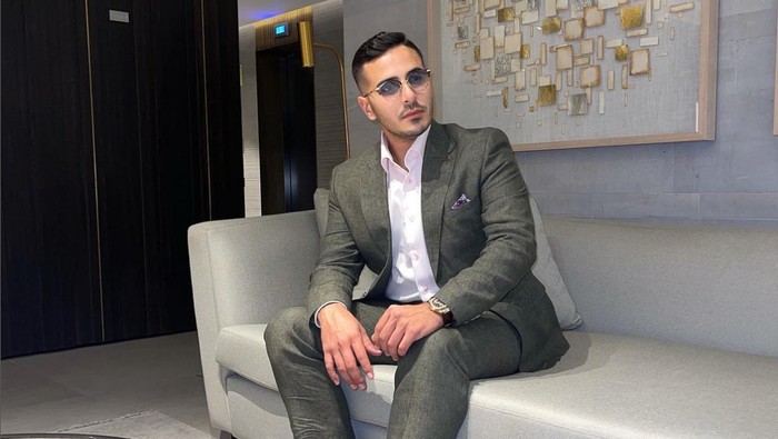 5 Fakta Simon Leviev, Pria Nggak Modal di Tinder Swindler yang Masih Berkeliaran di Instagram