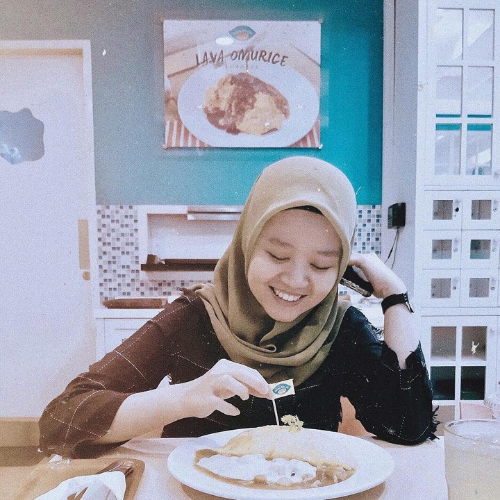 <p>Sang kekasih diketahui bernama Alca Octaviani. Sebelumnya, sosok Alca ini tak pernah terendus publik, Bunda. (Foto: Instagram @alcaoctvn)</p>
