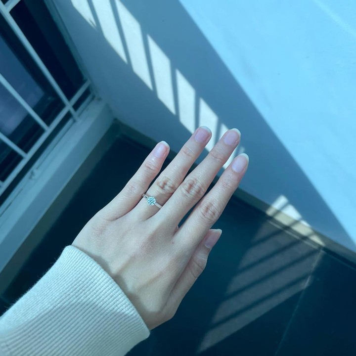 <p>Baik Bintang Emon dan Alca, keduanya juga <em>memposting</em> potret Alca yang sudah memakai cincin. (Foto: Instagram @alcaoctvn)</p>
