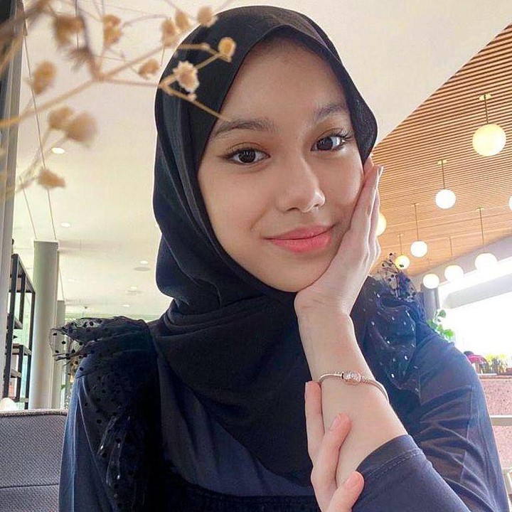 <p>Mikail dan Queency memiliki akun Instagram pribadi dan cukup aktif bagikan momen, nih.  (Foto: Instagram @queency.alycia)</p>