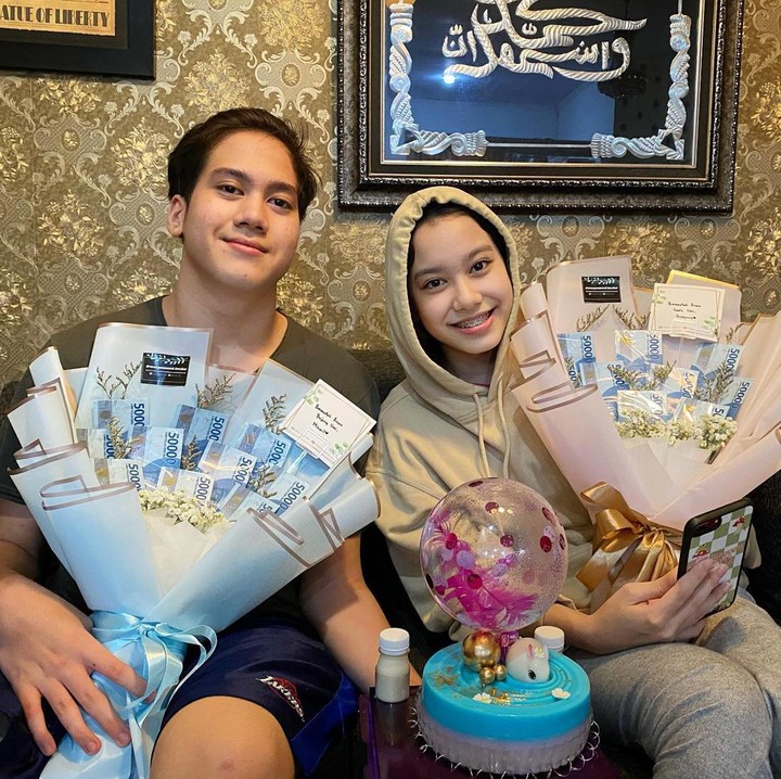 <p>Belum lama ini, Mikail dan Queency baru merayakan ulang tahun ke-15 tahun. (Foto: Instagram @fadlanmuhammad)</p>
