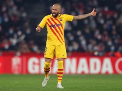 Dani Alves Mau Barcelona Sudahi Drama dengan Dembele