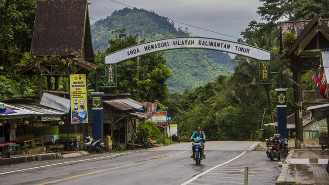 Wakil Sekretaris Jenderal DPP Partai Demokrat, Irwan, meminta proyek pembangunan ibu kota negara (IKN) Nusantara melibatkan tokoh adat hingga masyarakat.