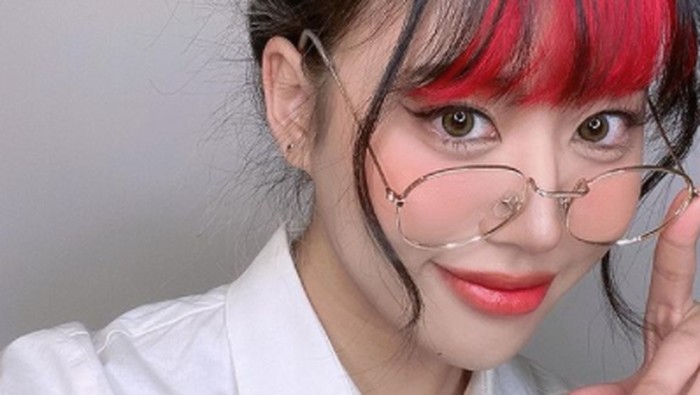 Konten-konten Jooshica selalu menarik, hingga banyak orang yang 'betah' berlama-lama menontonnya. Bahkan saat ini TikTok-nya telah mencapai lebih dari 3 juta pengikut, lho!/ foto: instagram.com/jooshica