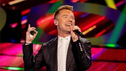 Ronan Keating Ungkap Lokasi Boyzone Sepakati Keputusan untuk Hiatus