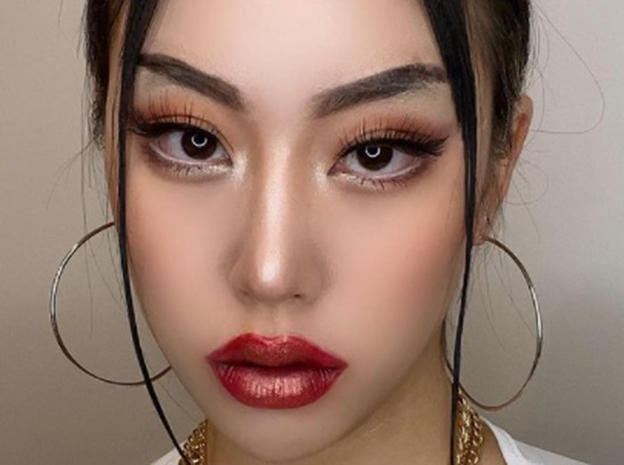 Sejak saat itu, Jooshica semakin rajin mengunggah konten recreate makeup ala idol K-Pop yang beragam di akun TikToknya./ foto: instagram.com/jooshica