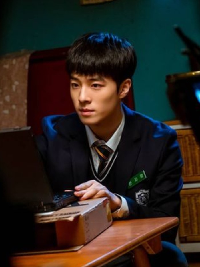 Sejak saat itu, wajah Nam Da Reum sering muncul dalam berbagai judul drama populer, seperti Pinocchio, Goblin, hingga Start Up sebagai tokoh masa kecil pemeran utama pria./ foto: instagram.com/namdareum_mom