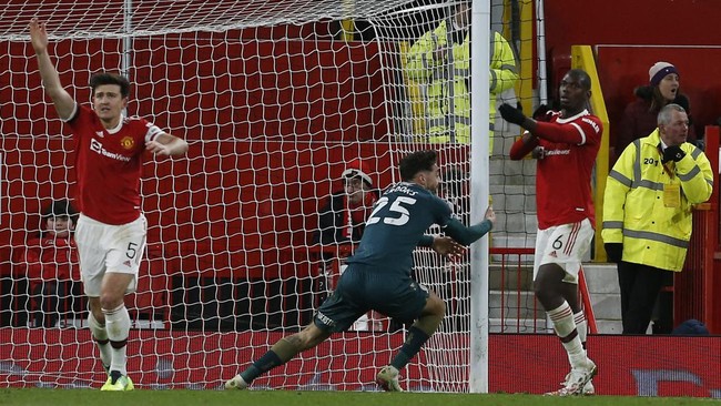 Rio Ferdinand yang merupakan salah satu legenda Manchester United mengungkapkan beberapa penyebab Setan Merah terpuruk bersama pelatih Ralf Rangnick.