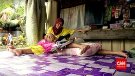 VIDEO: Bantu Nurmiah Bangun Rumahnya yang Roboh lewat Berbuatbaik.id