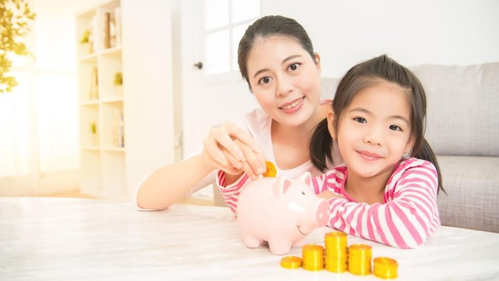 Intip 4 Cara Konglomerat Warren Buffet Ajarkan Manajemen Keuangan pada Anak, Patut Ditiru!