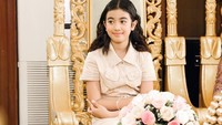 <p>Jenna adalah anak dari pasangan Putri Norodom Buphary dengan seorang pria Prancis. Ia lahir pada 12 Maret 2012. Saat ini Jenna baru berusia 9 tahun, Bunda. (Foto: Facebook Jenna Norodom)    </p>