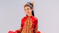 <p>Jenna Norodom tumbuh menjadi gadis yang cantik. Jenna sudah memiliki gelar istimewa di kerajaan, yaitu Neak Ang Mchas Ksatrey Norodom Jenna. (Foto: Facebook Jenna Norodom)    </p>