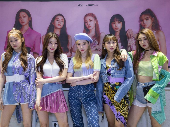 Sayangnya, Denise resmi keluar dari SECRET NUMBER dan mengumumkannya pada Sabtu, (5/2) lalu. Kepergian Denise membuat para penggemar SECRET NUMBER yang disebut Lockey bersedih. Meski demikian, kita tetap harus mendukung keputusan Denise. Sukses terus ya ke depannya, Denise!/ Foto: Instagram.com/secretnumber.official