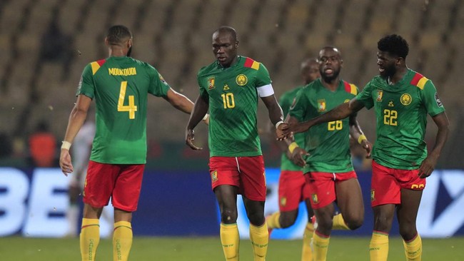 Kamerun sempat tertinggal 0-3 dari Burkina Faso sebelum bangkit pada 20 menit terakhir dan sukses di babak adu penalti.