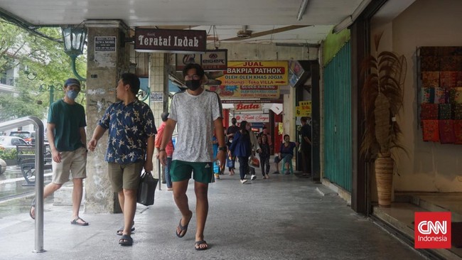 Status seluruh kabupaten/kota di Daerah Istimewa Yogyakarta (DIY) turun menjadi level 3 di masa perpanjangan PPKM yang berlaku 22 Maret hingga 4 April 2022.