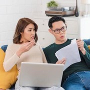 Duh! Ini 6 Tanda Kamu Seorang Pendengar yang Buruk
