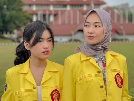 Antar Anak Kuliah di London, Alya Rohali Bagikan Resep agar Anak Sukses